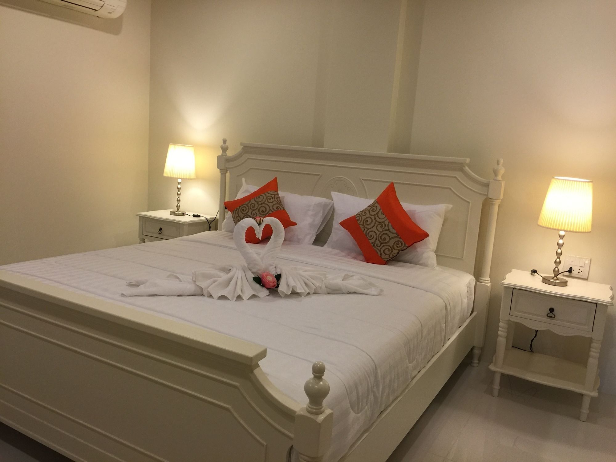 Js Residence Krabi town Buitenkant foto